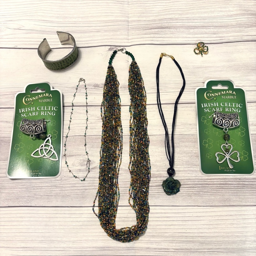 Saint Patrick’s Day Green Jewelry Lot of 7 Necklaces Brooch Bracelet Scarf Rings